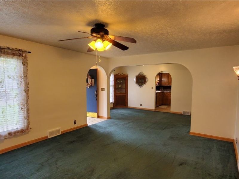 1794 Lilly Lane , Alliance, OH 44601 Photo 7