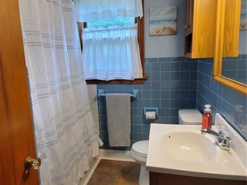 1794 Lilly Lane , Alliance, OH 44601 Photo 9