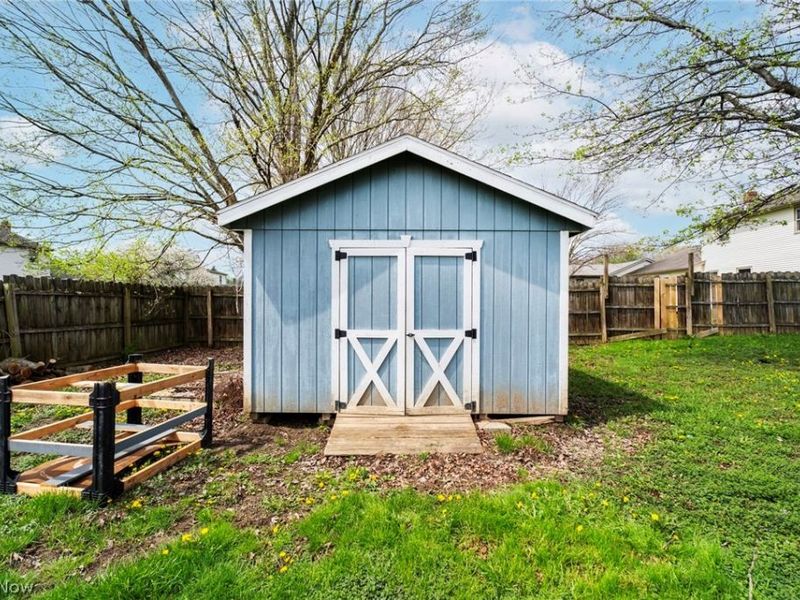 1267 Shields Road, Youngstown, OH 44511 Photo 11