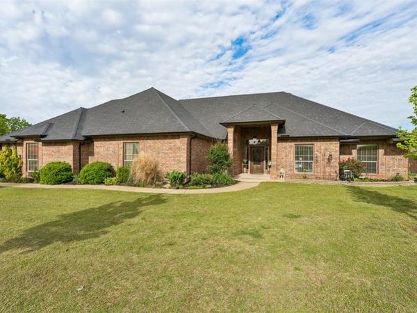 14543 Ashwood Court, Edmond, OK 73025