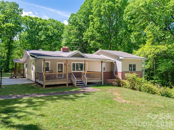 146 Fairmont Road, Candler, NC 28715