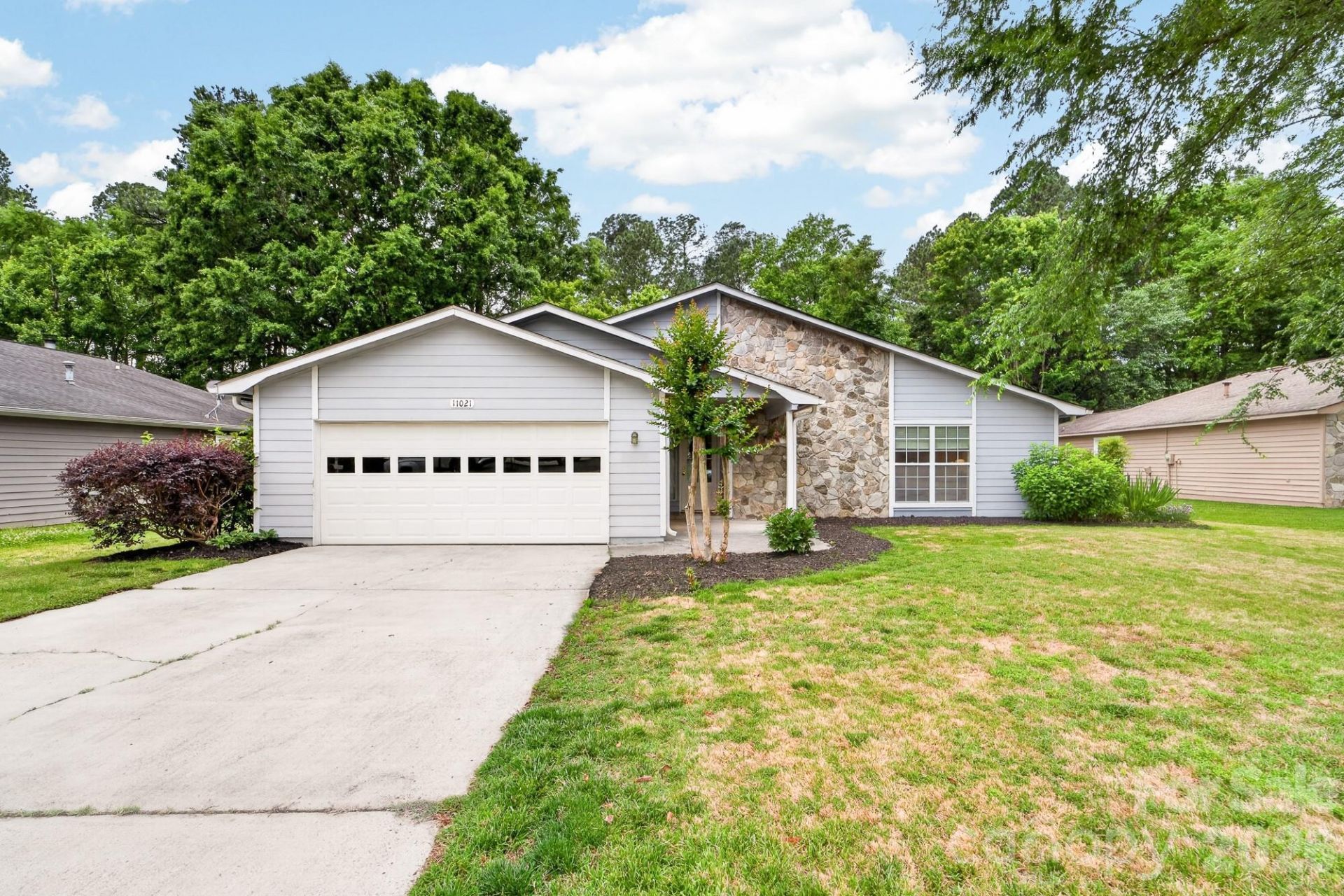 11021 Fox Mill Lane, Charlotte, NC 28277 Main Photo