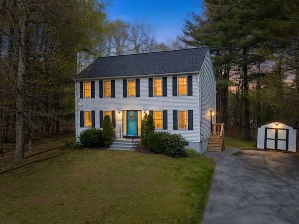 4 Mockingbird Ln, Brookfield, MA 01506