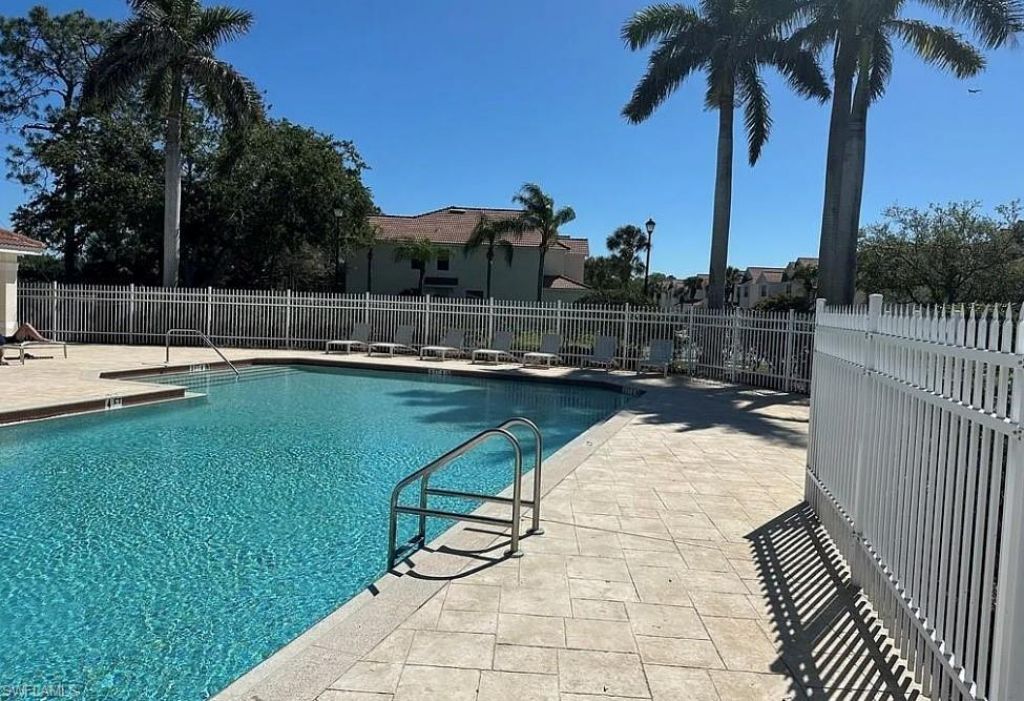 1315 Henley St, Unit 1006, Naples, FL 34105 Photo