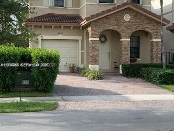 8879 SW 227th Ter, Cutler Bay, FL 33190
