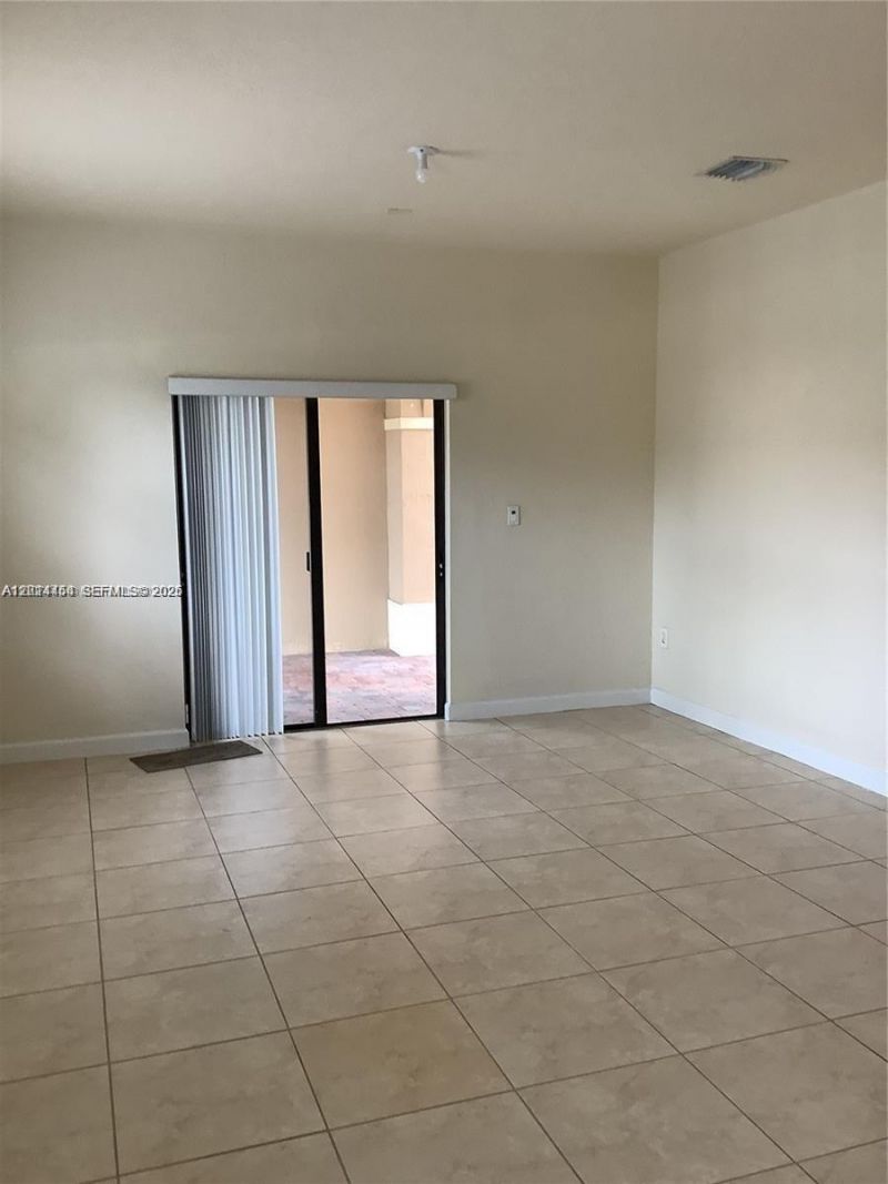 8879 SW 227th Ter, Cutler Bay, FL 33190 Photo