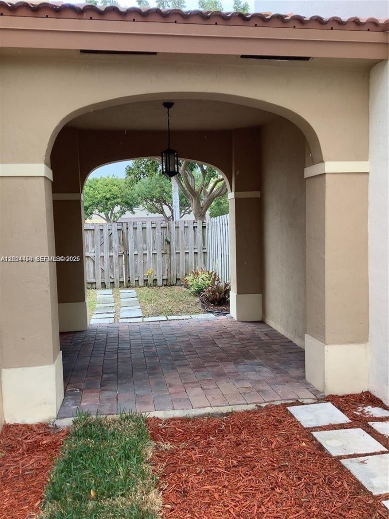 8879 SW 227th Ter, Cutler Bay, FL 33190 Photo