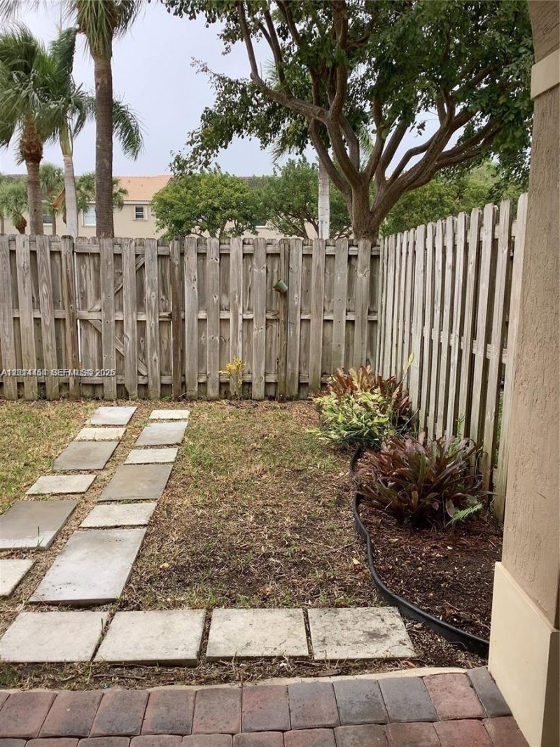 8879 SW 227th Ter, Cutler Bay, FL 33190 Photo