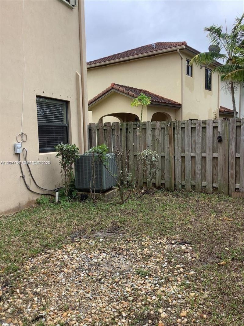 8879 SW 227th Ter, Cutler Bay, FL 33190 Photo