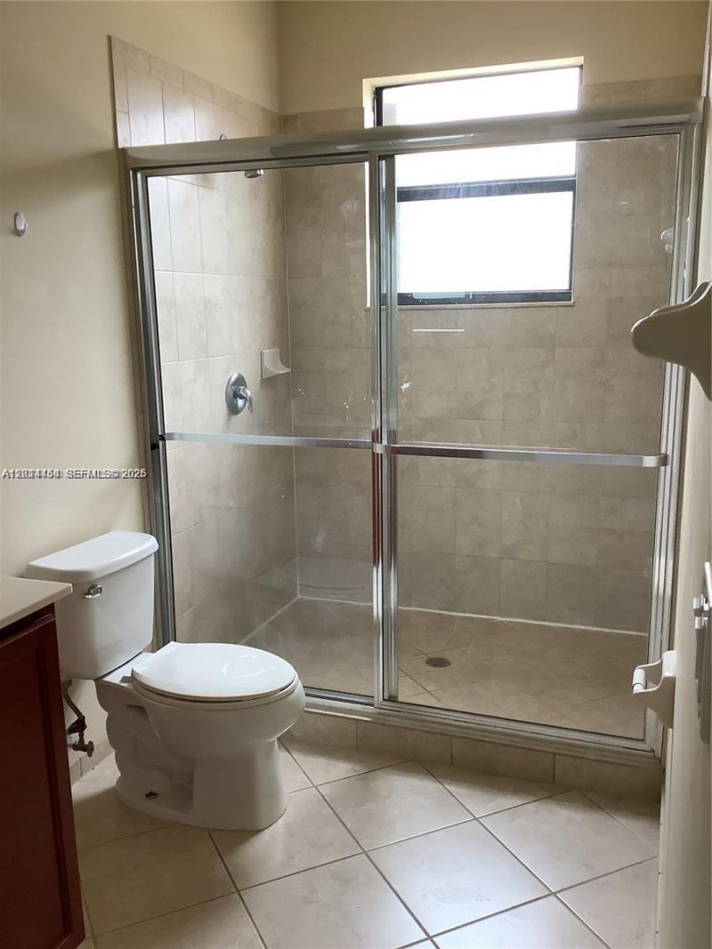 8879 SW 227th Ter, Cutler Bay, FL 33190 Photo
