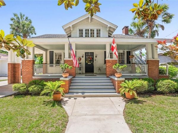 10 Bienville Avenue, Mobile, AL 36606