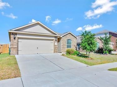 6320 White Jade Drive, Fort Worth, TX 76179