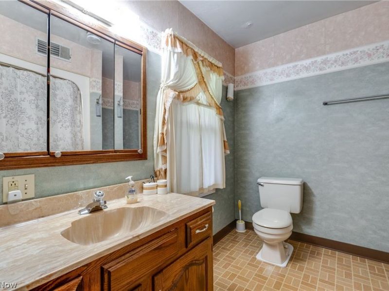 763 Lindsay Avenue, Akron, OH 44306 Photo 11