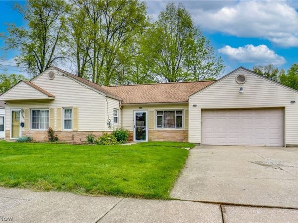 763 Lindsay Avenue , Akron, OH 44306