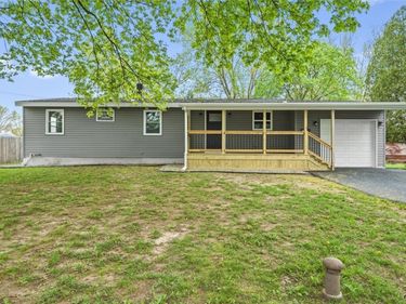 7 Gooseberry Lane, Liverpool, NY 13090