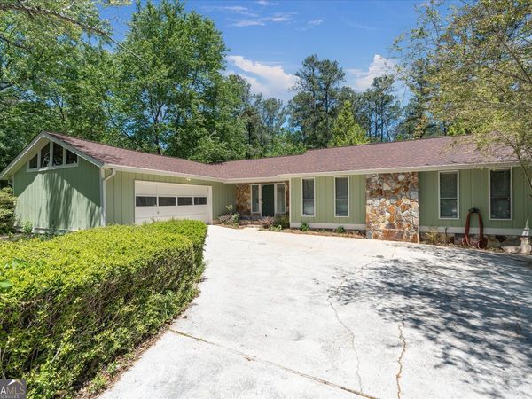 110 Lake Terrace Court, Carrollton, GA 30117