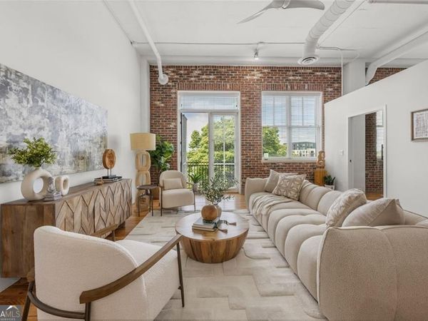 3235 Roswell Road NE, Unit 703, Atlanta, GA 30305