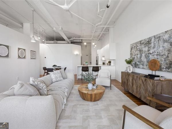 3235 Roswell Road NE, Unit 703, Atlanta, GA 30305