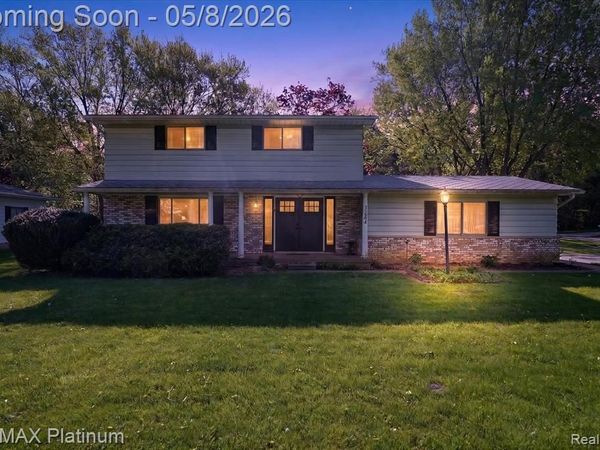 1254 Heathercrest Drive, Flint Twp, MI 48532