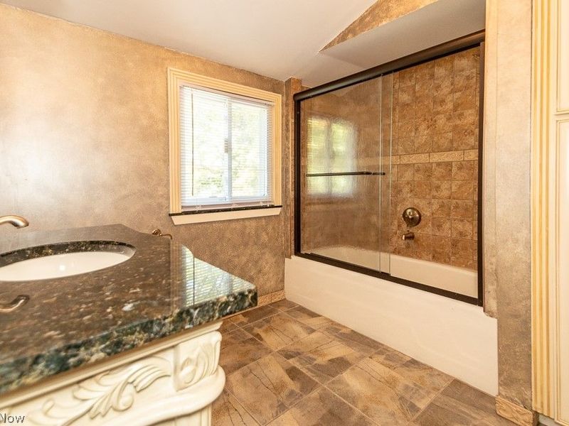 29426 Gates Mills Boulevard, Pepper Pike, OH 44124 Photo 33