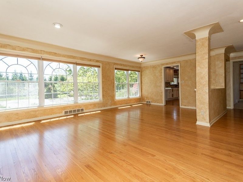 29426 Gates Mills Boulevard, Pepper Pike, OH 44124 Photo 5