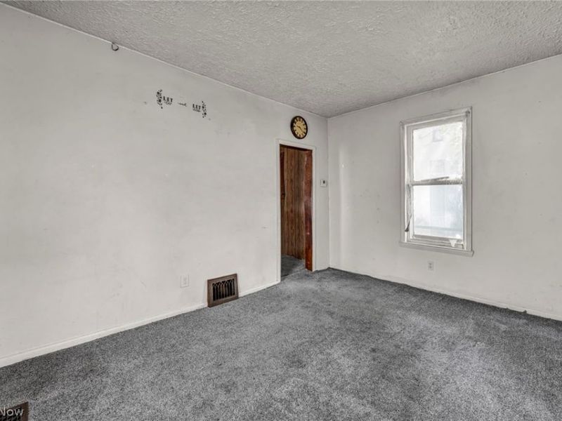 383 N Arlington Street, Akron, OH 44305 Photo 5