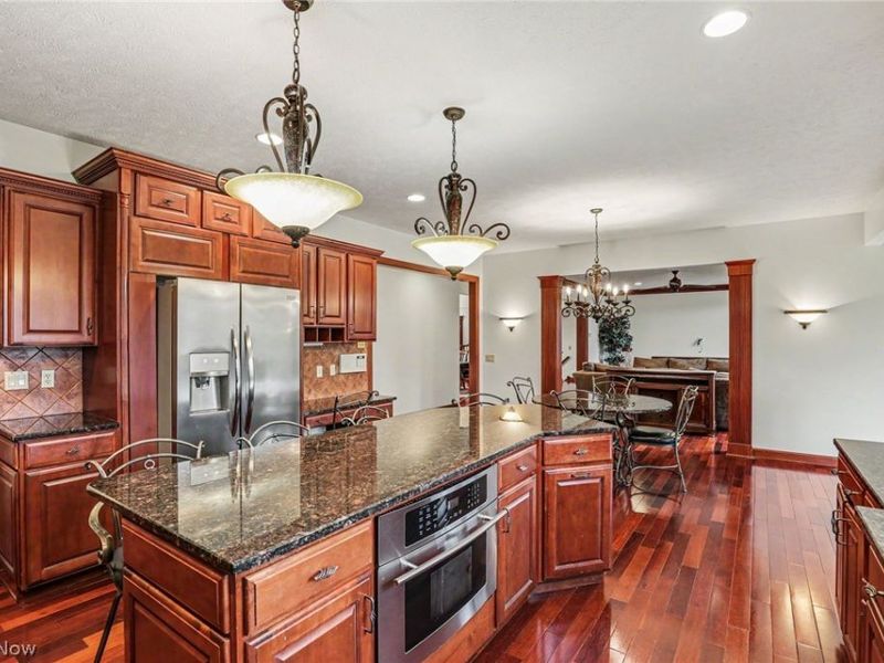 6291 Maypine Farm Boulevard, Highland Heights, OH 44143 Photo 15