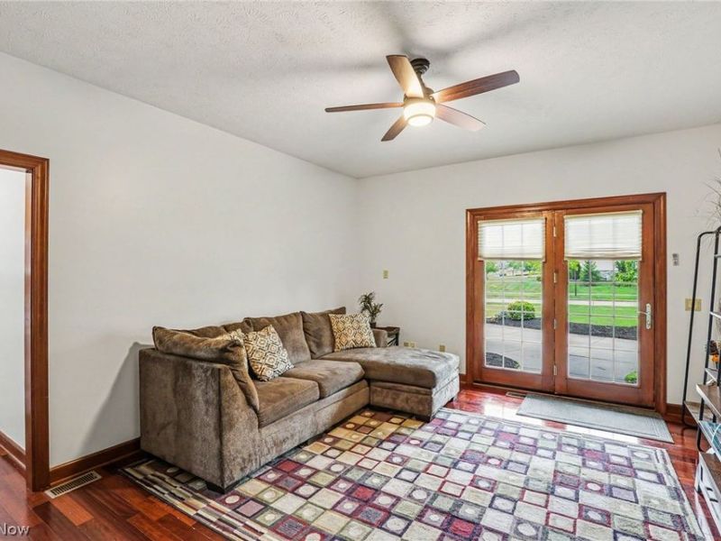 6291 Maypine Farm Boulevard, Highland Heights, OH 44143 Photo 18