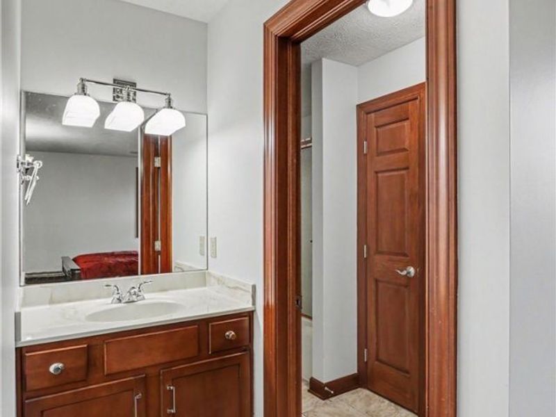 6291 Maypine Farm Boulevard, Highland Heights, OH 44143 Photo 30