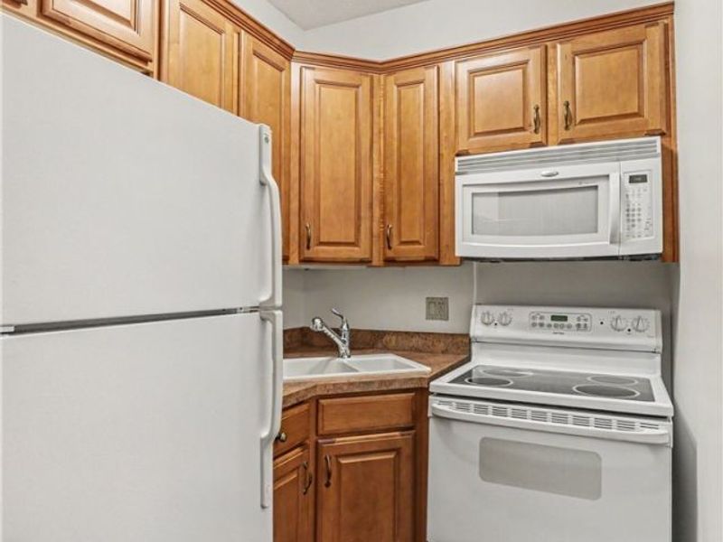 6291 Maypine Farm Boulevard, Highland Heights, OH 44143 Photo 36