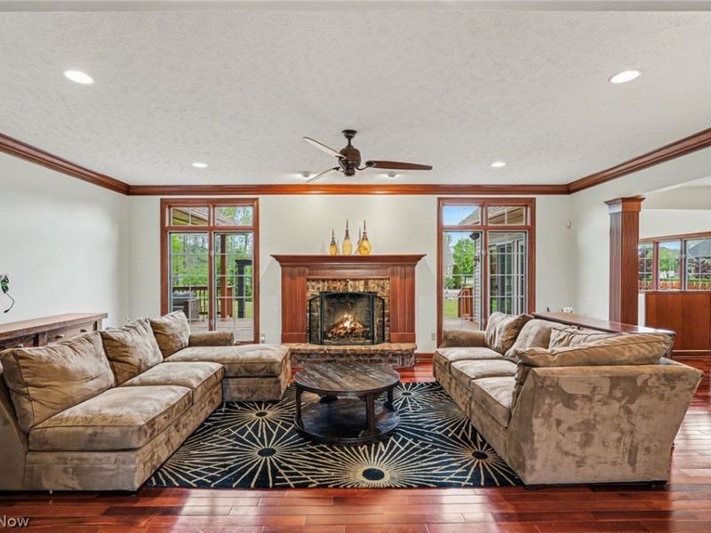 6291 Maypine Farm Boulevard, Highland Heights, OH 44143 Photo 8