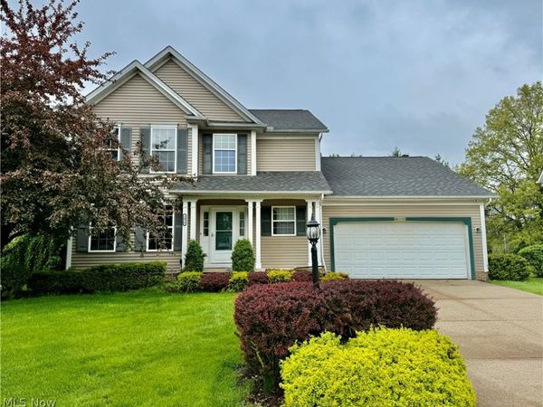 3076 Ravineview Circle , Stow, OH 44224