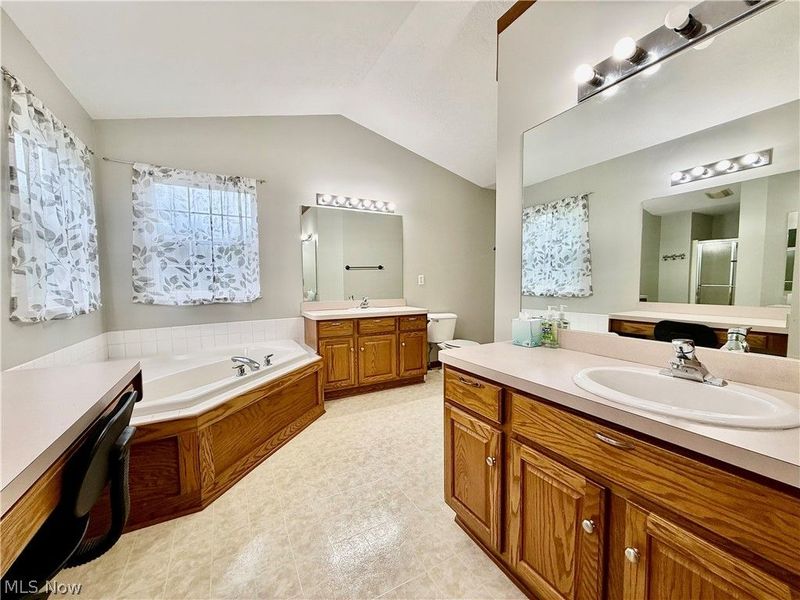 3076 Ravineview Circle , Stow, OH 44224 Photo 26