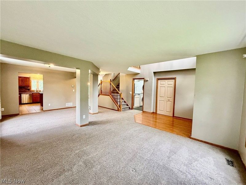 3076 Ravineview Circle , Stow, OH 44224 Photo 6
