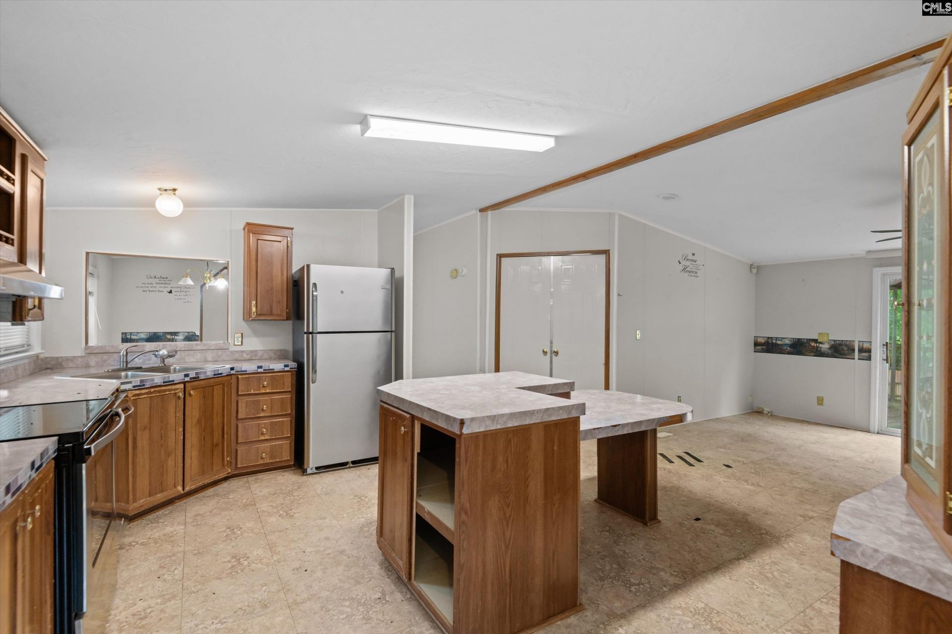 115 Oakdale Street  Photo 10