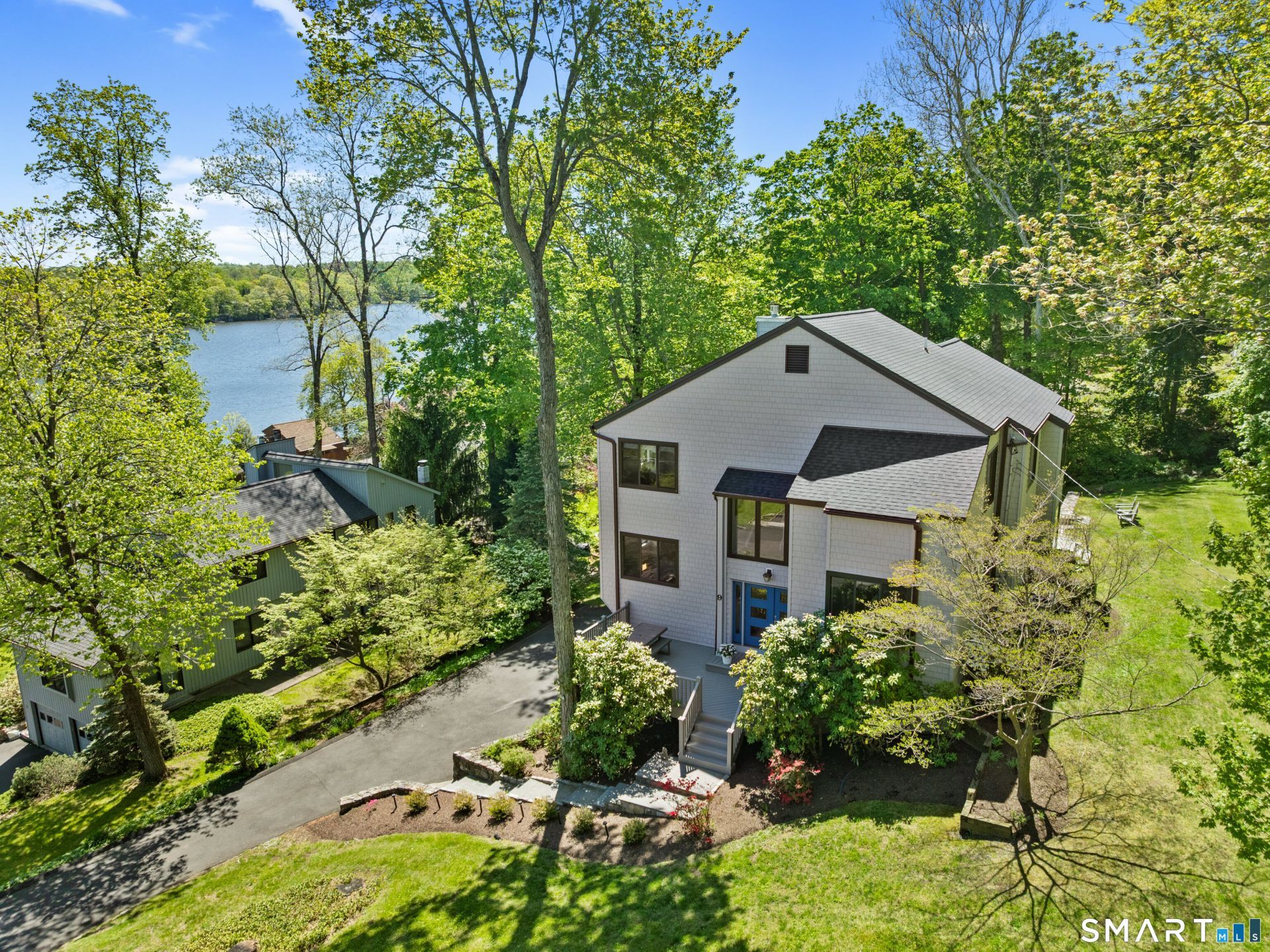 9 First, Ridgefield, CT 06877 Main Photo