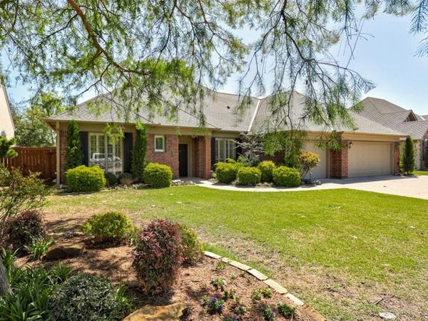 1009 Parkside Road, Norman, OK 73072