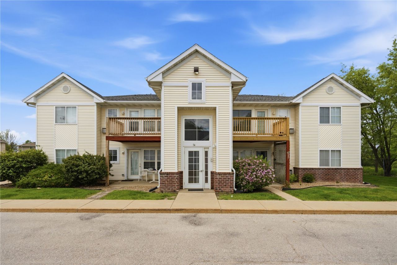 74 Miller Avenue Sw, Unit 8, Cedar Rapids, IA 52404 Main Photo