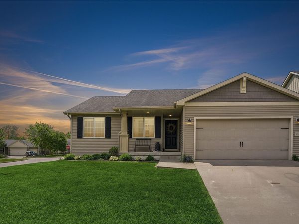 1711 E Boston Place, Indianola, IA 50125
