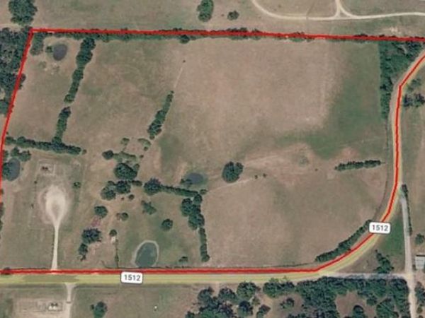 35 AC FM 1512 , Donie, TX 75838