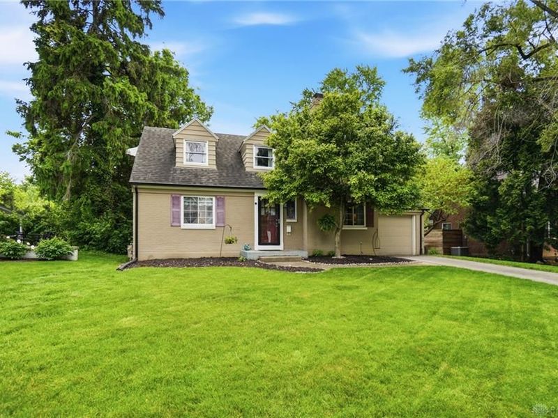 226 N Bromfield Road, Kettering, OH 45429 Photo 2