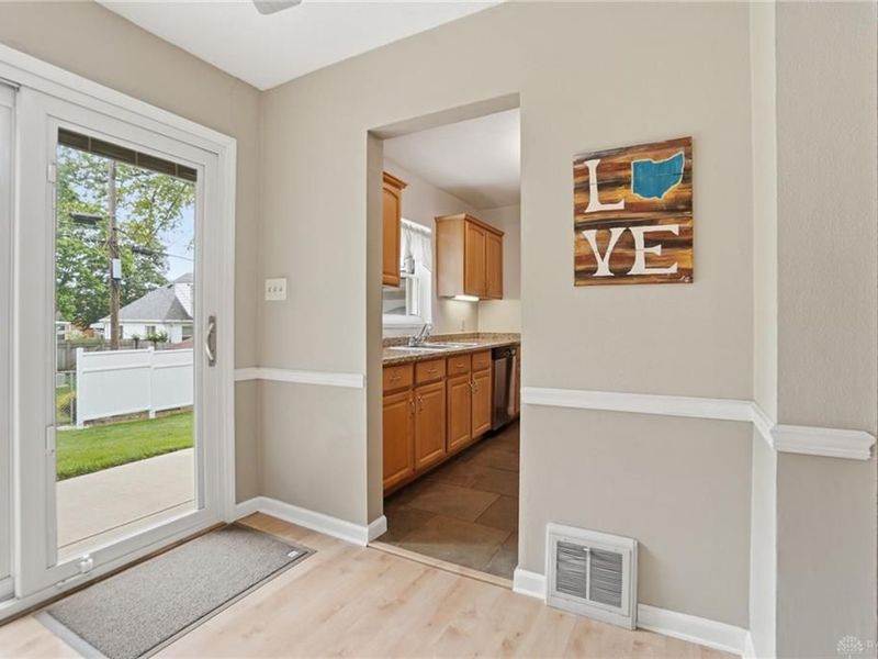 226 N Bromfield Road, Kettering, OH 45429 Photo 20