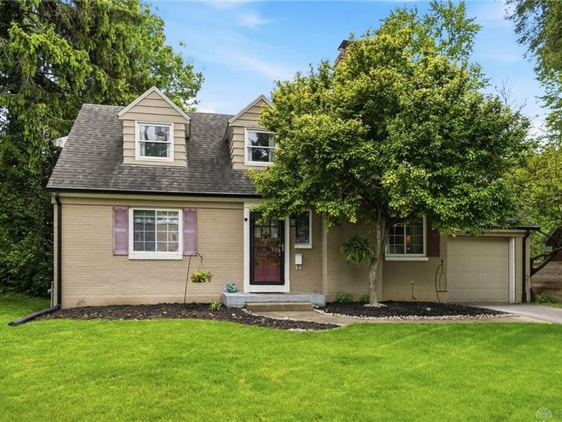226 N Bromfield Road, Kettering, OH 45429 Photo 3