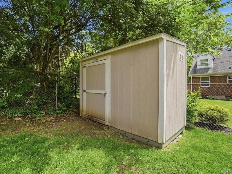 226 N Bromfield Road, Kettering, OH 45429 Photo 73
