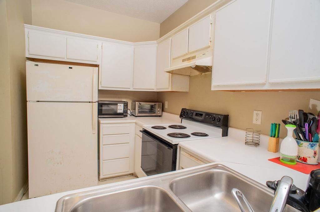 498 River Oaks Dr.  Photo 13