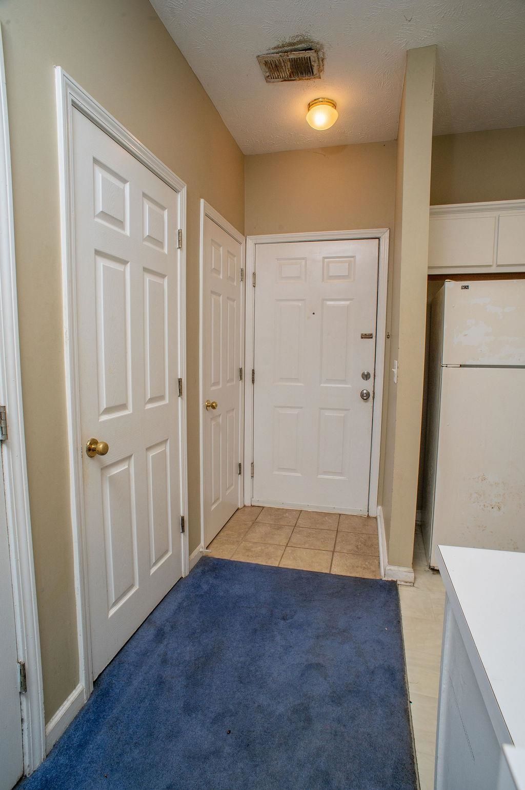 498 River Oaks Dr.  Photo 15