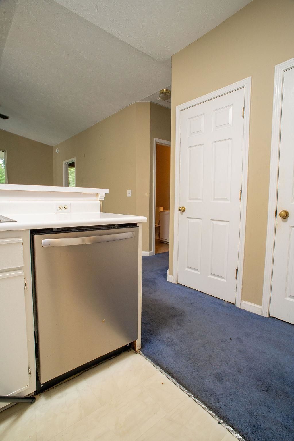 498 River Oaks Dr.  Photo 19