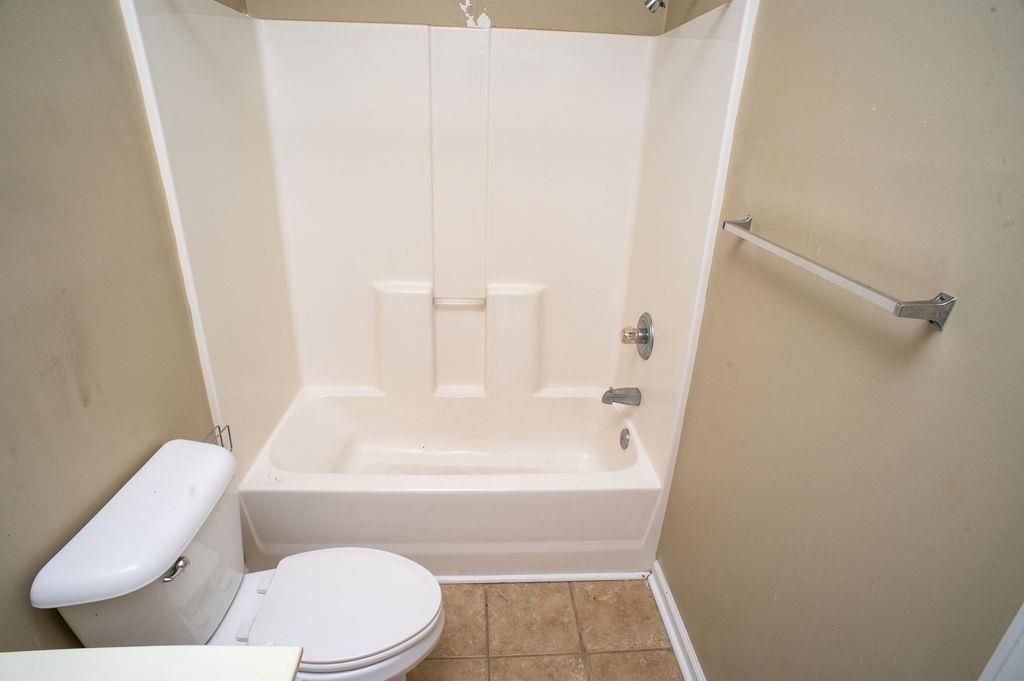 498 River Oaks Dr.  Photo 30
