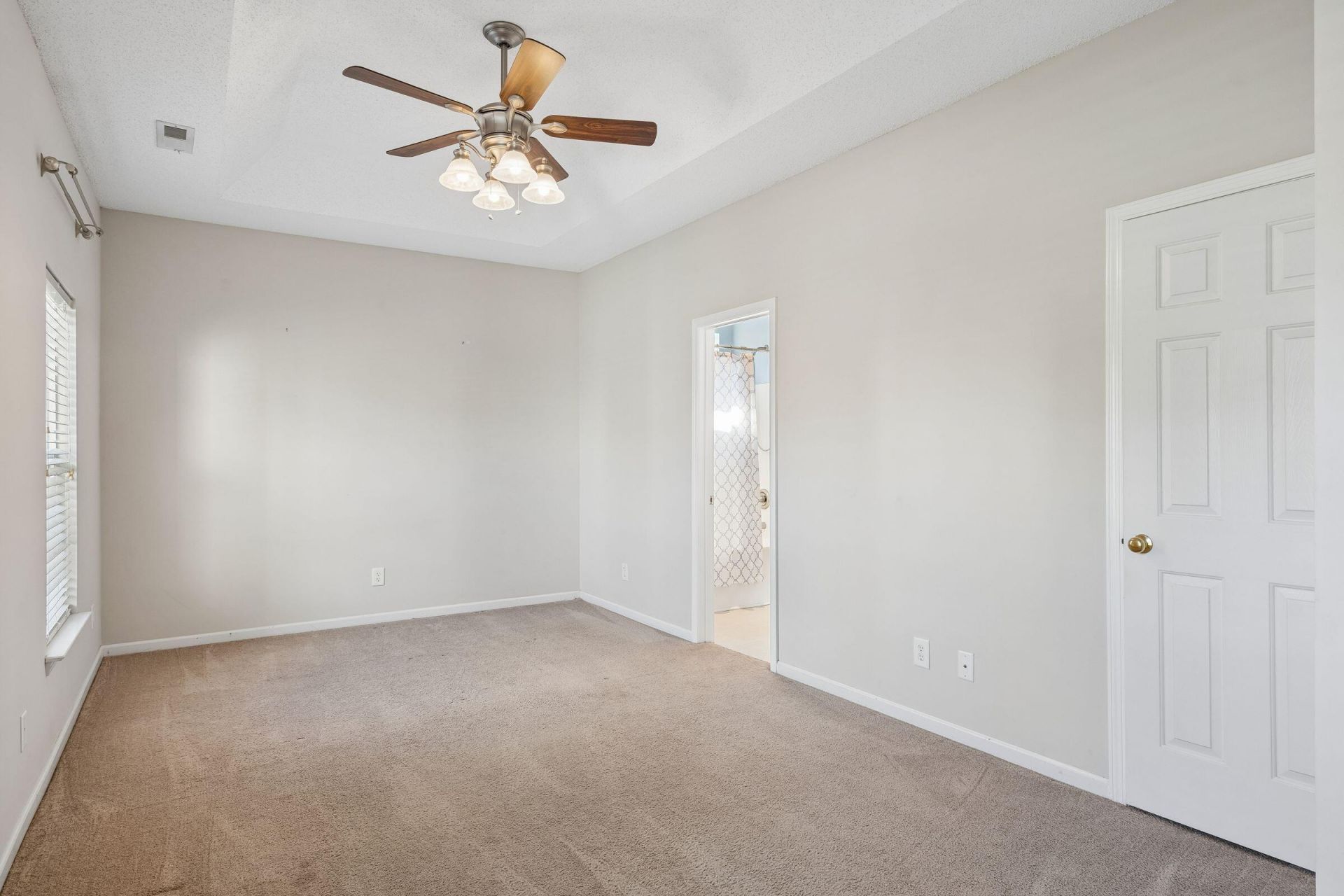 121 Speer Street Photo 19