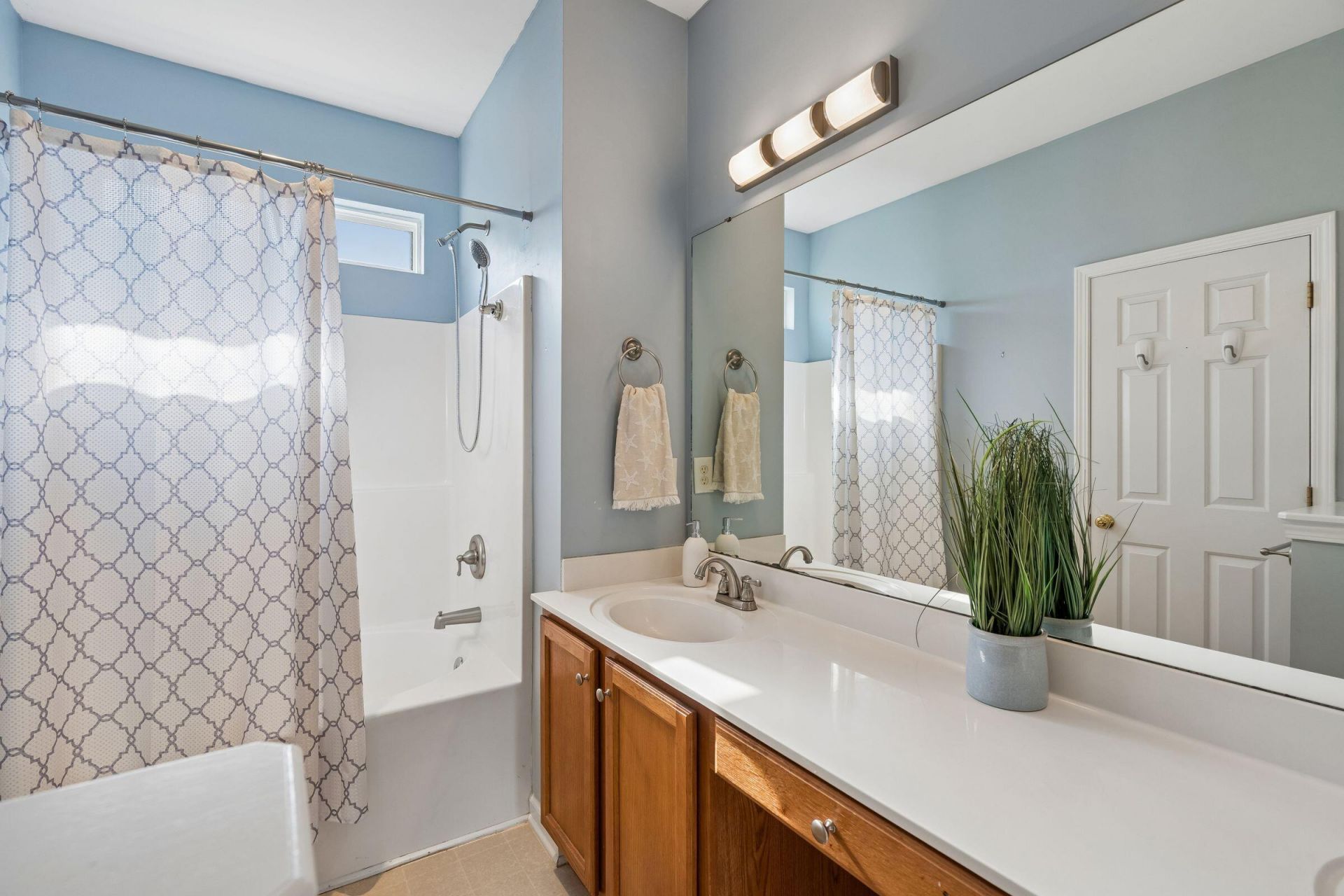 121 Speer Street Photo 22